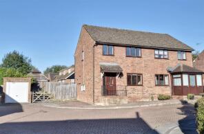 34, Henley Fields, Tenterden TN30 6EL