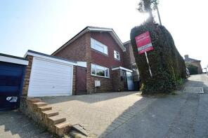 5 Cest La Vie, Quarry Hill, Godalming GU7 2NW