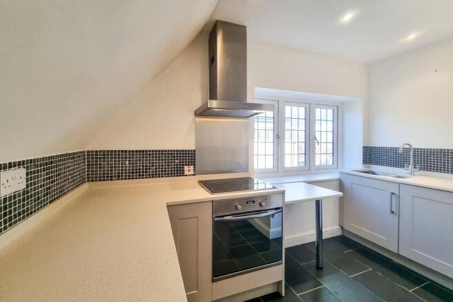 2 bed Apartment for sale Image 4