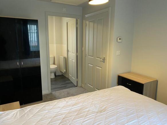 1 bed Apartment to rent Image 7