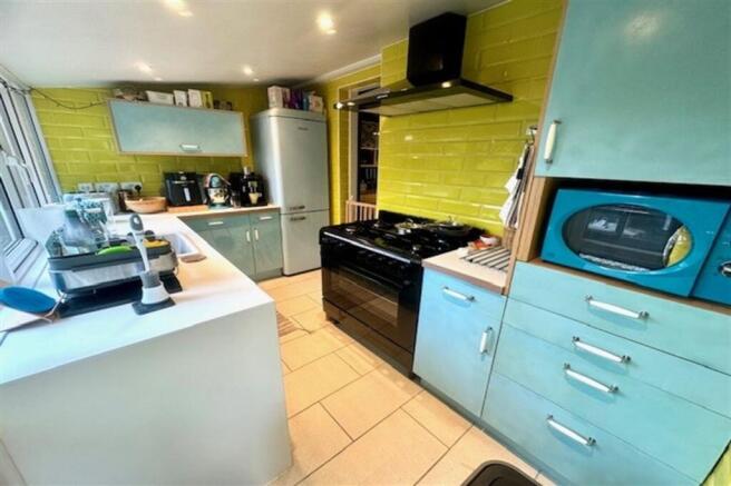 Photo 3