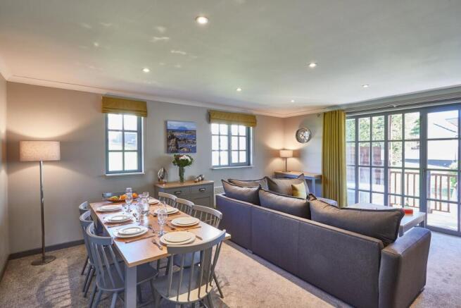 Lounge/Diner