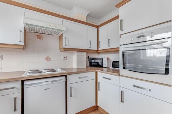 1 bed Retirement Property for sale Image 6
