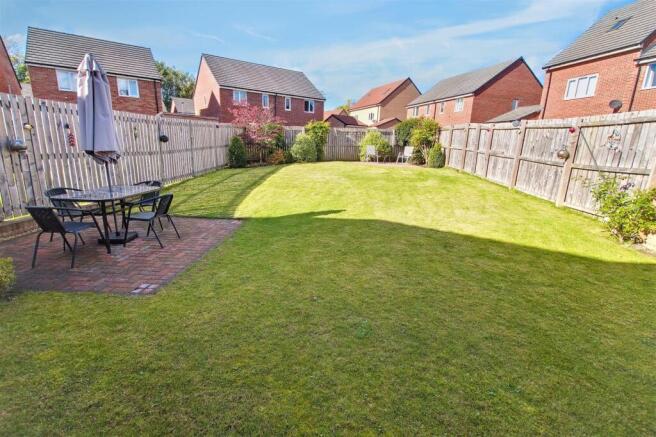 Rear Garden (1).jpg