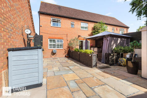 DANIEL THOMAS | Bradley Road, Waltham Abbey, EN9 3YG