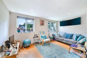 Flat 2, 16, Farnley Road, South Norwood, London SE25 6PA