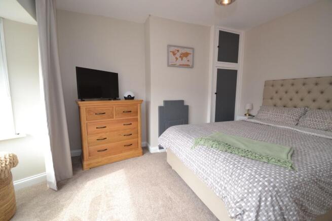 2 bed Semi-Detached for sale Image 8