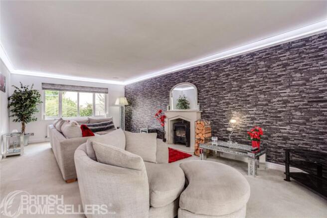 3 bed Bungalow for sale Image 8