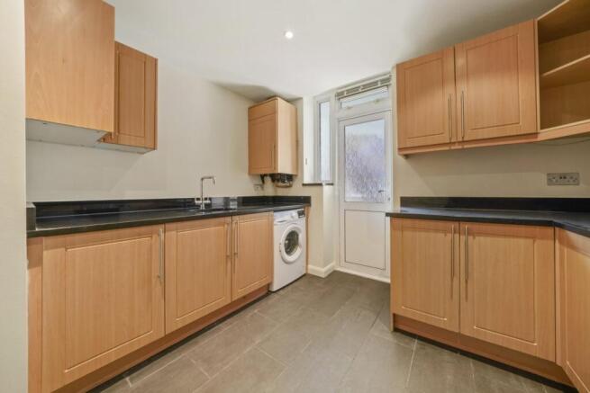 Westly Court, Dartmouth Road, Willesden Green photo 5