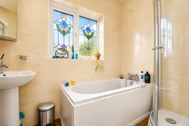 3 bed Semi-Detached for sale Image 11