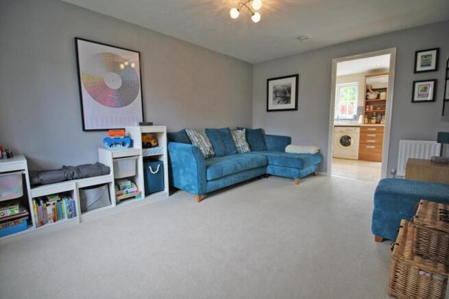 Livingroom2.jpg