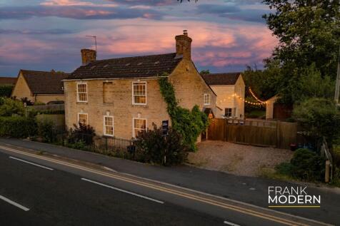 Spalding Road, Deeping St. James, PE6