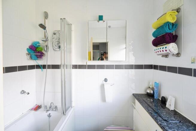 3 bed Terraced for sale Image 8