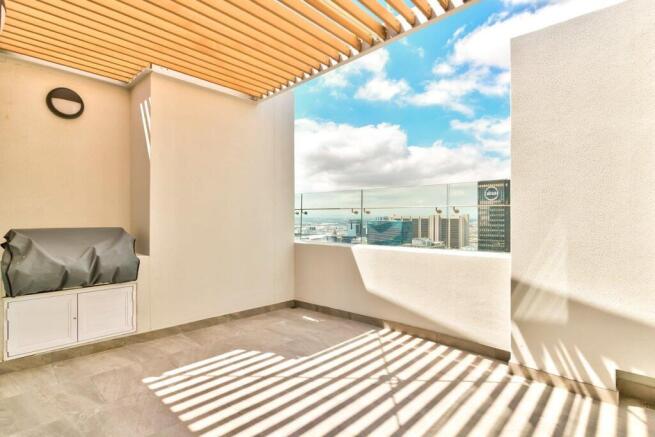 Private terrace with barbeque / braai