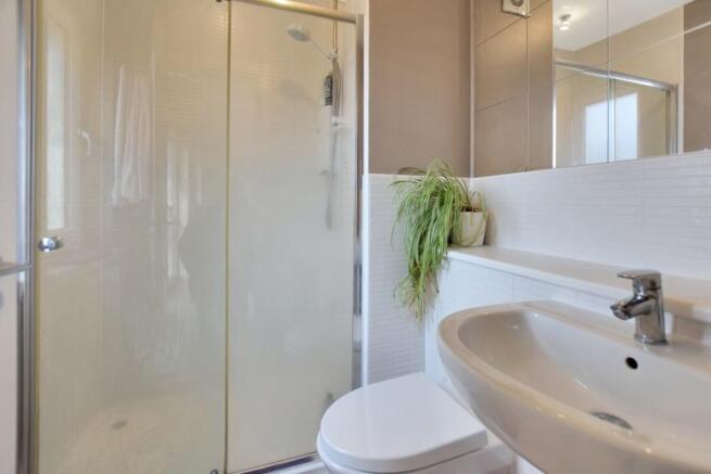 Master En-Suite
