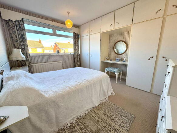 3 bed Semi-Detached for sale Image 9