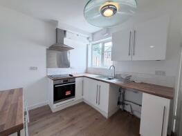 8, Riviera Parade, Bentley, Doncaster DN5 9SG