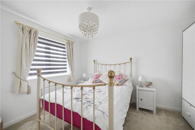 4 bed Detached for sale Image 11