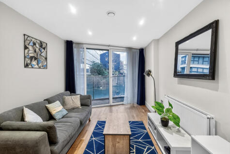 18 St. Annes Street, London, E14