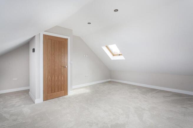 2 bed Detached Bungalow for sale Image 12