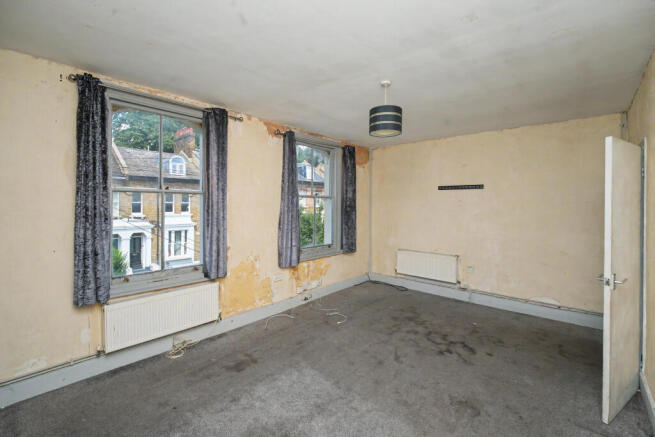 8B Cressingham Road, Lewisham, London, SE13 5AG