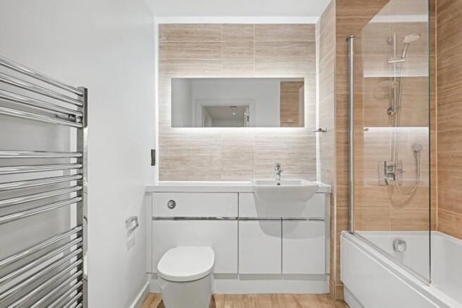 2 bed Flat for sale Image 10