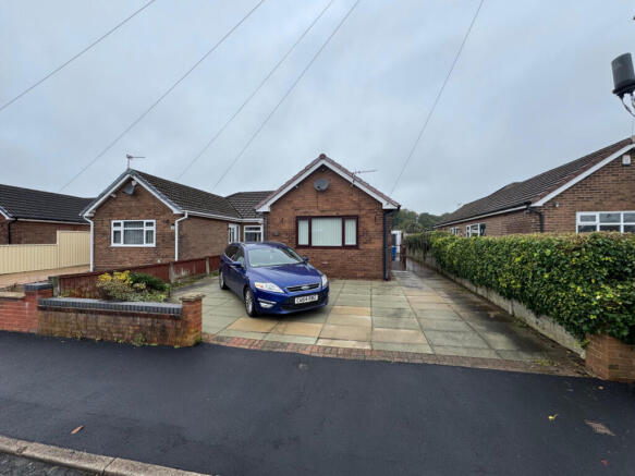 2 bed bungalow for sale St. Davids Crescent, Aspu