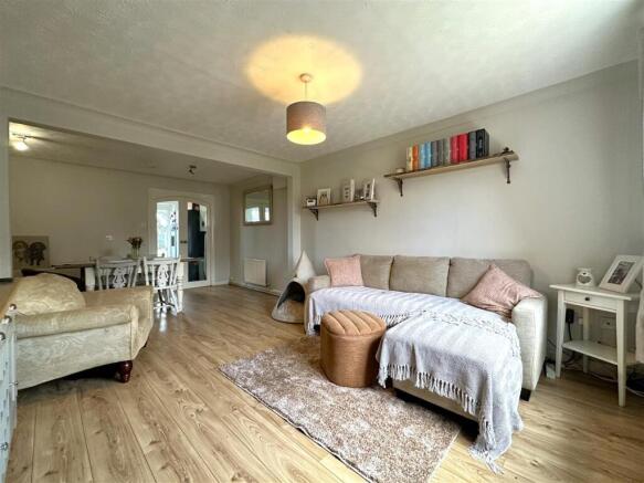 Living/Dining Space 300