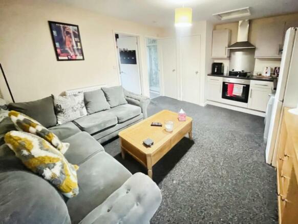 1 bed Apartment for sale Image 6