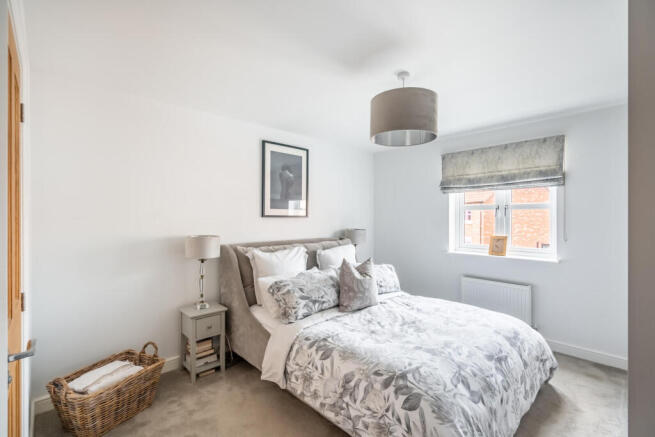 4 bed Detached for sale Image 11