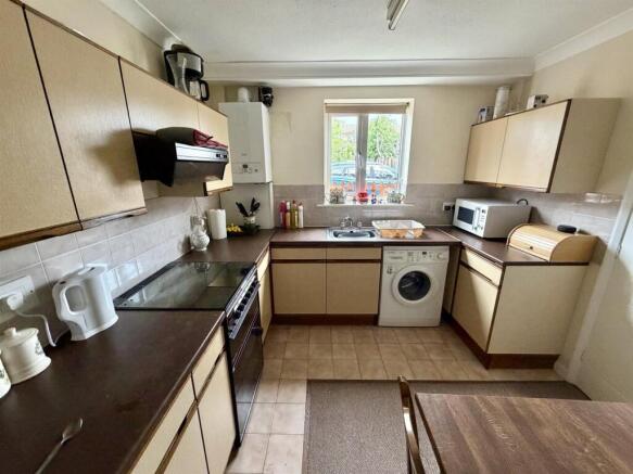 Bramleys Estate Agents - John Booth Close - Robert