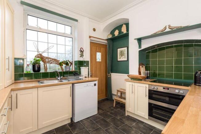 Kitchen Lounge