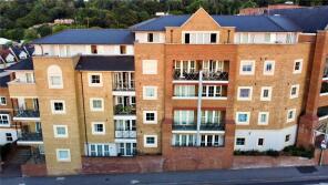 46, Edison House, Flambard Way, Godalming GU7 1FF