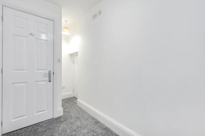 2 bed Flat for sale Image 11
