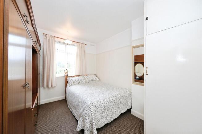 3 bed Semi-Detached for sale Image 6