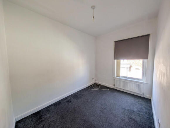 3 bed Terraced for sale Image 9