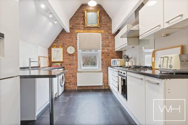 1 Victoria Road Cres