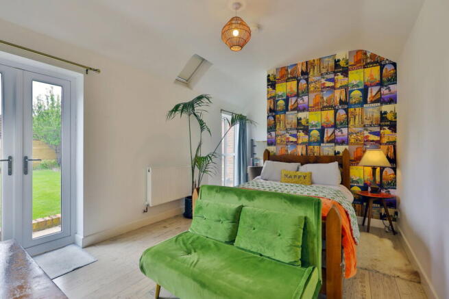4 bed Detached for sale Image 7