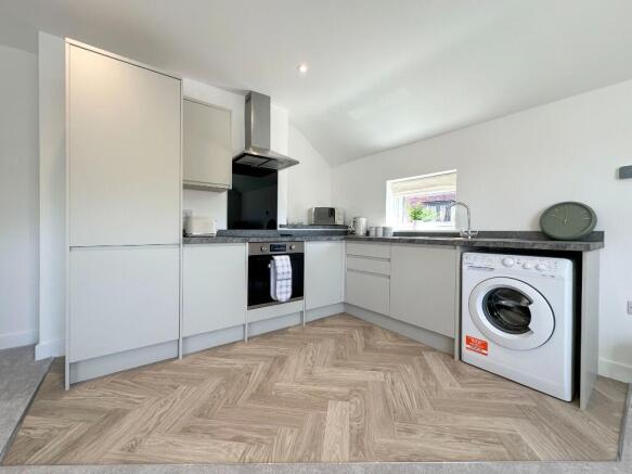 1 bed Apartment to rent Image 5
