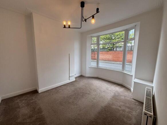 3 bed Terraced for sale Image 5