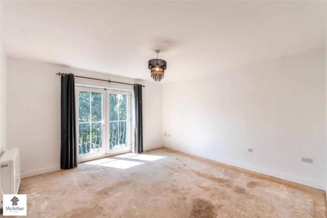 2 bed Apartment for sale Image 4