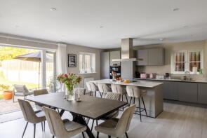 6, Milestone Court, Chantlers Hill, Paddock Wood, Tonbridge TN12 6QT