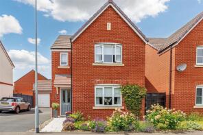 6, Strawberry Place, Pershore WR10 1RS