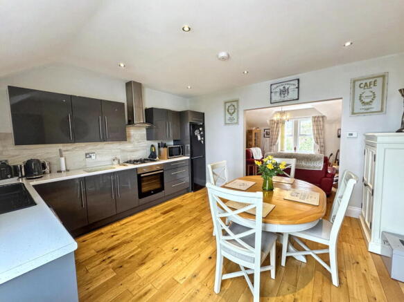 Upper Promenade, Rhos On Sea, Conwy, LL28 photo 4