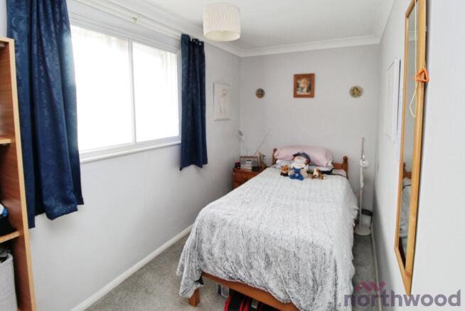 Olivers Close, Clacton-On-Sea, CO15 photo 4