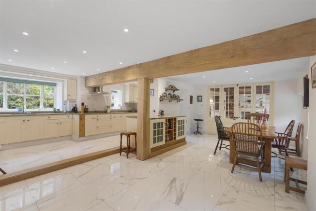 Kitchen.jpg