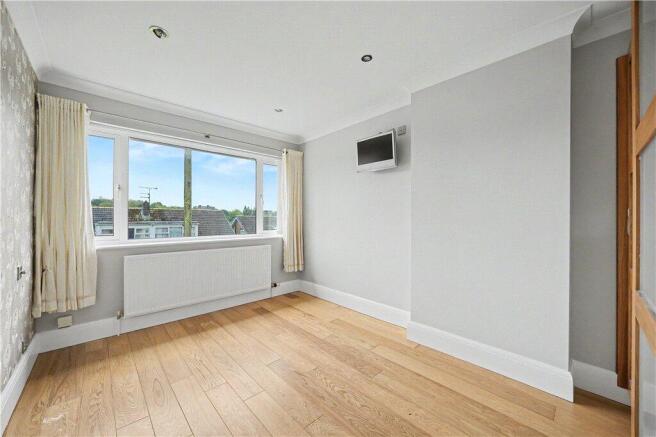 3 bed Semi-Detached for sale Image 8