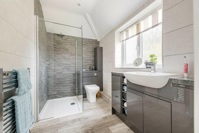En-Suite Shower R...