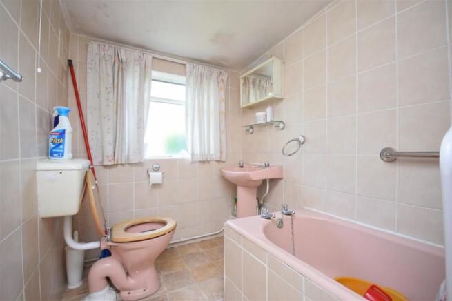 Ground Floor Bathroom