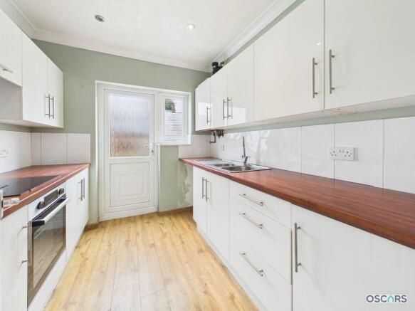 3 bed Terraced for sale Image 4